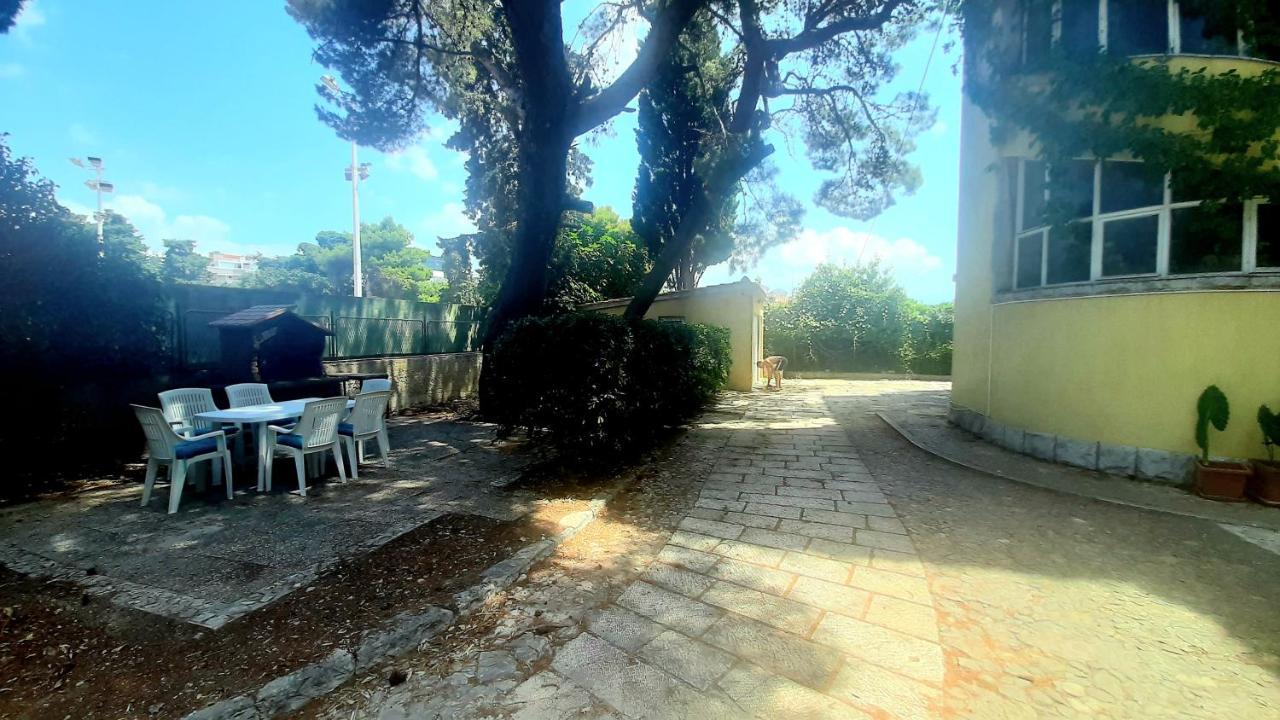 Old Captain'S Apartments - In A Pine Wood By The Sea And Tennis Courts Σπλιτ Εξωτερικό φωτογραφία